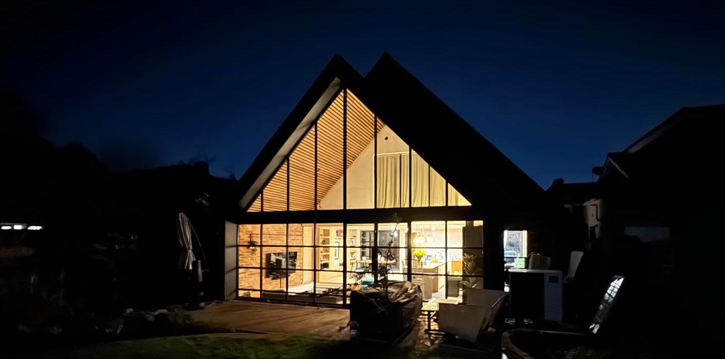 House at Hampton – London